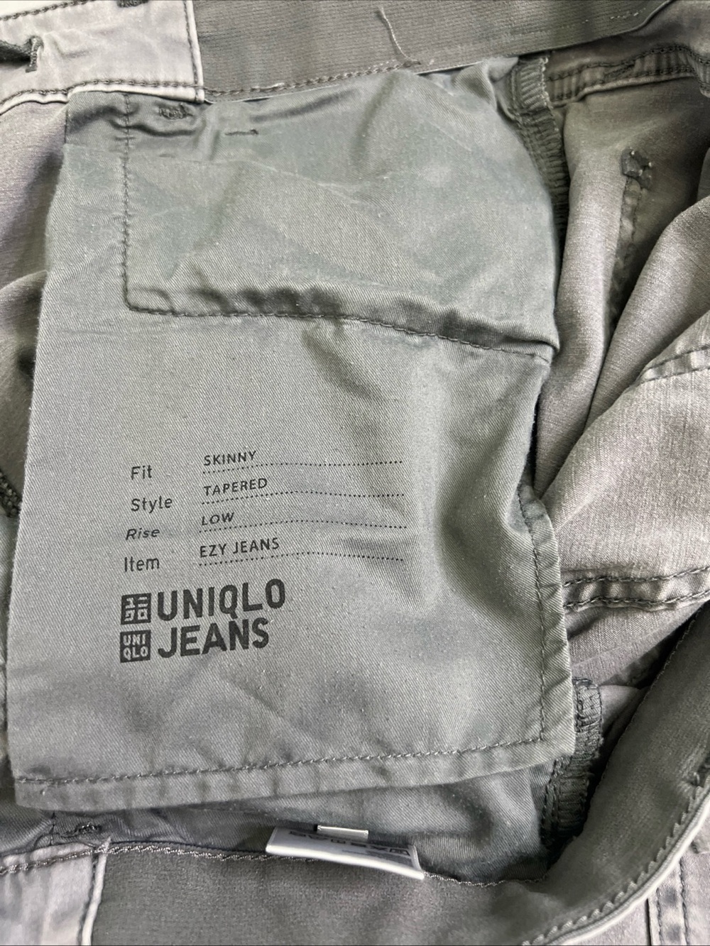 Uniqlo Women’s Slim Jeans in Grey - Picture 4 of 11